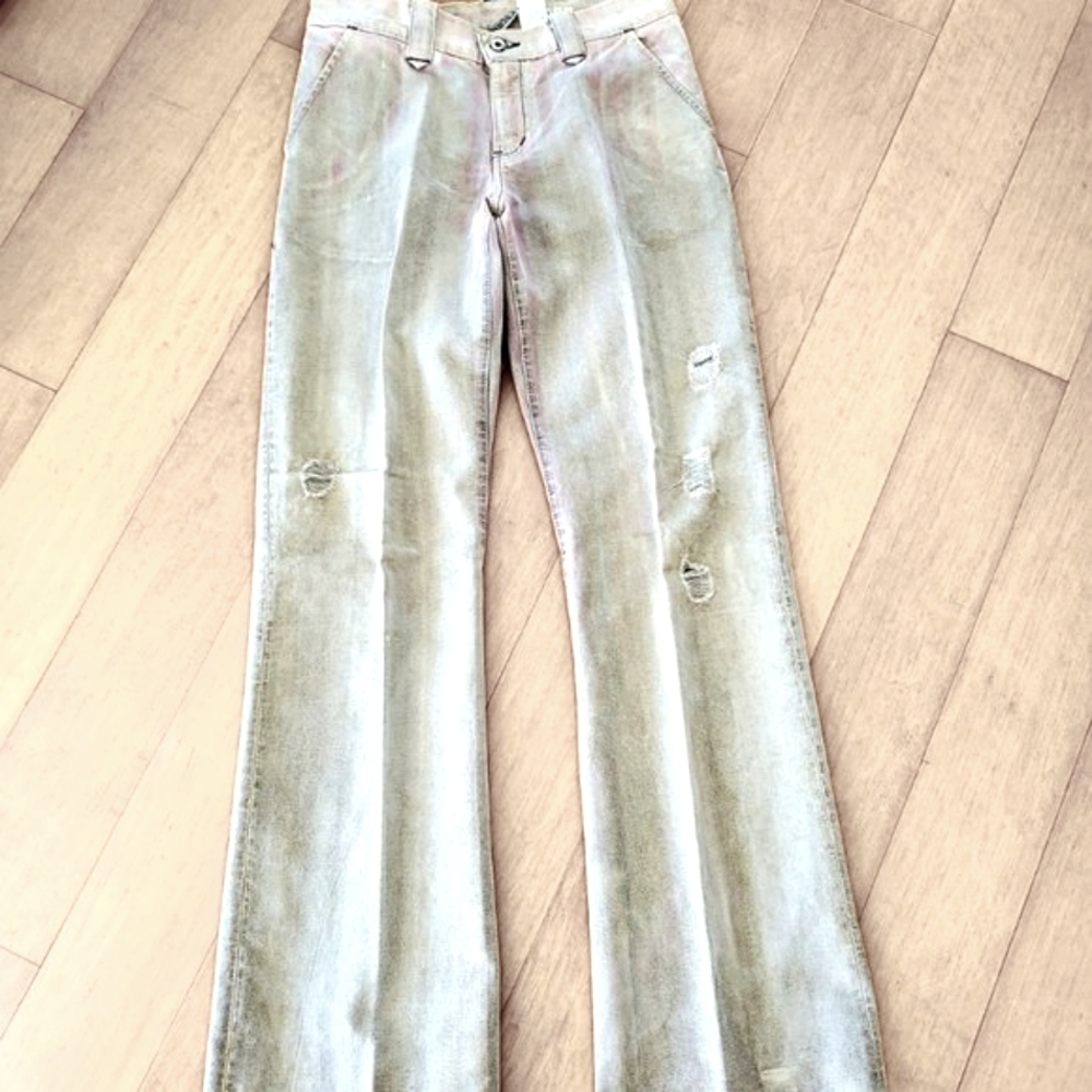 NWOT ROGAN  Pastel Pink Distressed Flare  Jeans, 28